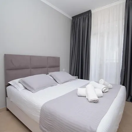 B Apartament